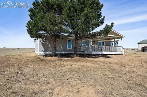 Exterior - 8160 S Edison Rd, Yoder, CO 80864 photo 5 of 8