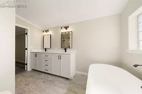 Bath - 8160 S Edison Rd, Yoder, CO 80864 photo 2 of 3