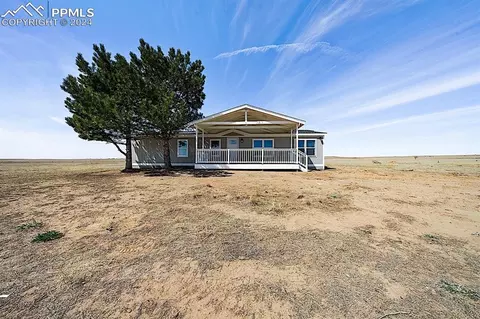 Exterior - 8160 S Edison Rd, Yoder, CO 80864 photo 4 of 8