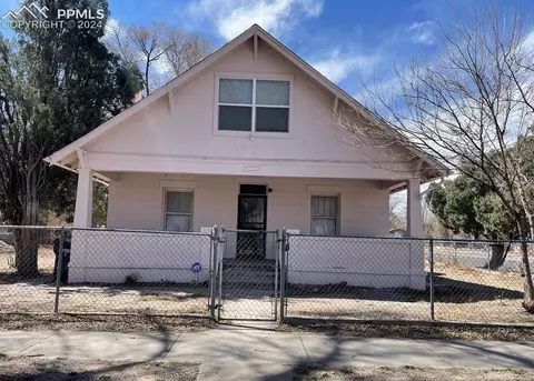 1203 Cypress St, Pueblo, CO 81004