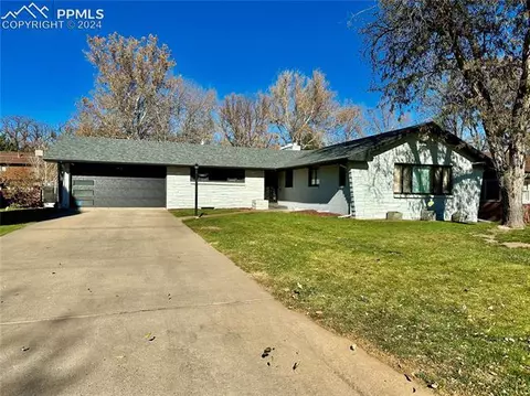 221 Carlile Ave, Pueblo, CO 81004