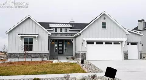 2402 Parma Ct, Colorado Springs, CO 80921
