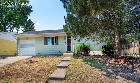 722 Querida Dr, Colorado Springs, CO 80909