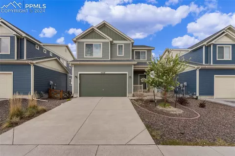 9238 Pacific Crest Dr, Colorado Springs, CO 80927