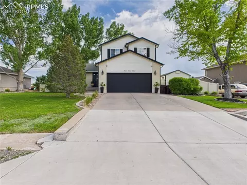 514 W Hook Dr, Pueblo West, CO 81007