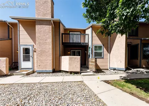 6535 Apex Ct, Colorado Springs, CO 80911