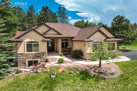 221 Eagle Pines Dr, Woodland Park, CO 80863