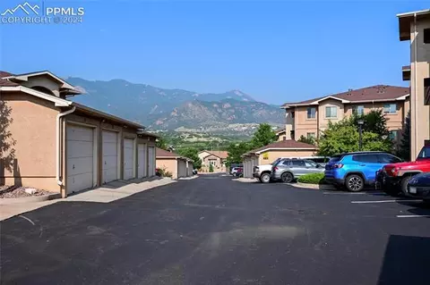 1635 Little Bear Creek Pt #6, Colorado Springs, CO 80904