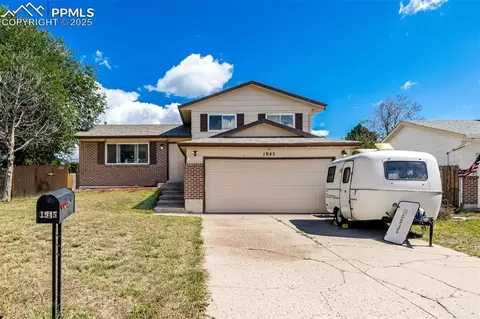 1945 Mineola St, Colorado Springs, CO 80915