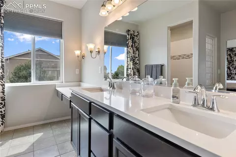 Bath - 10031 Keating Dr, Peyton, CO 80831 photo 1 of 4