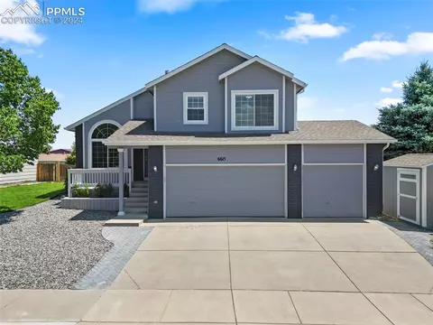 6615 Bear Tooth Dr, Colorado Springs, CO 80923