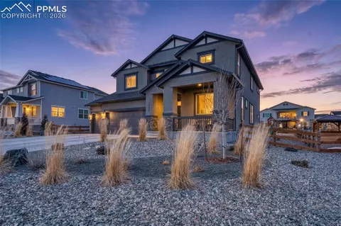 10043 Bison Valley Trl, Colorado Springs, CO 80908