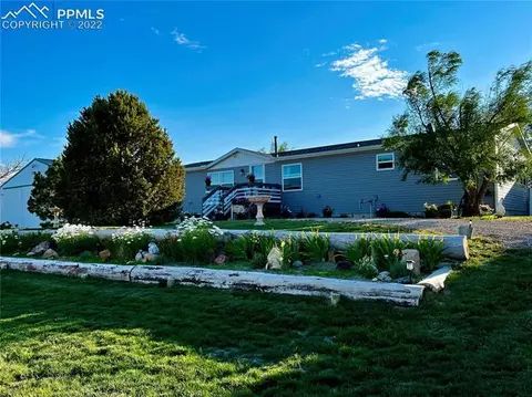 601 Dakota Ave, Simla, CO 80835 photo 2