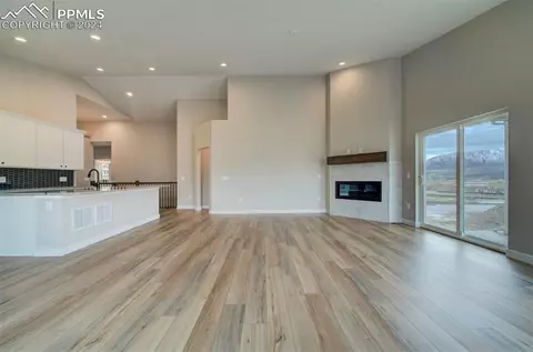 892 Naismith Ln, Monument, CO 80132 photo 7