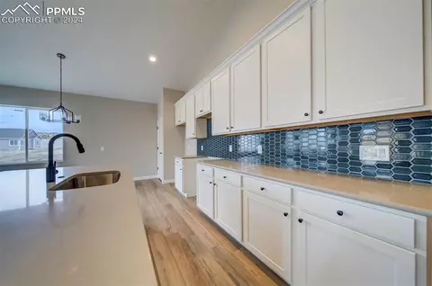892 Naismith Ln, Monument, CO 80132 photo 5