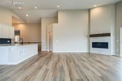 892 Naismith Ln, Monument, CO 80132 photo 9