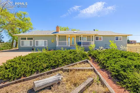 6125 Templeton Gap Rd, Colorado Springs, CO 80923