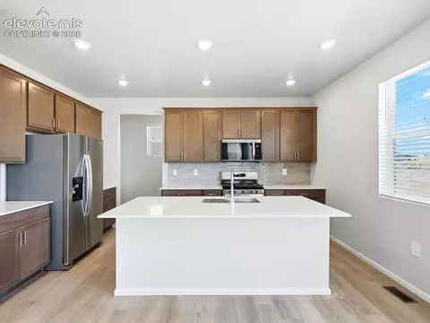 Kitchen - 10833 Rolling Ranch Dr, Peyton, CO 80831 photo 3 of 7
