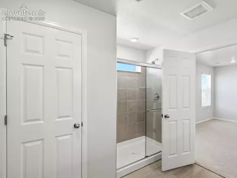 Bath - 10833 Rolling Ranch Dr, Peyton, CO 80831 photo 3 of 4