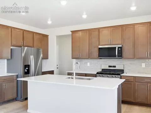 Kitchen - 10833 Rolling Ranch Dr, Peyton, CO 80831 photo 2 of 7