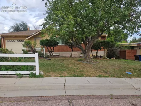 25 Minden Cir, Colorado Springs, CO 80906