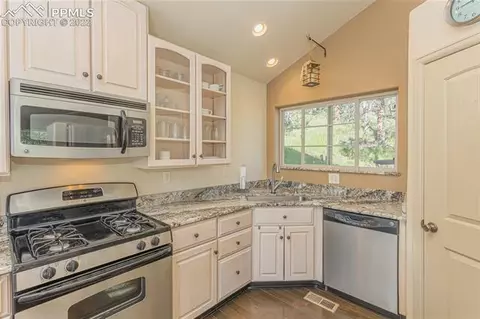 1589 Spring Valley Dr, Divide, CO 80814 photo 13