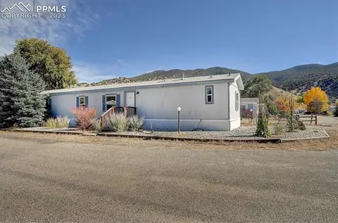 901 Maple Dr, Salida, CO 81201