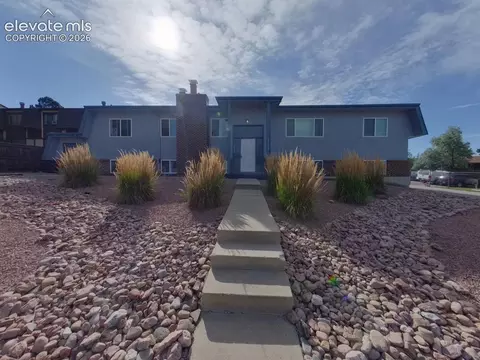 4725 Picturesque Dr, Colorado Springs, CO 80917