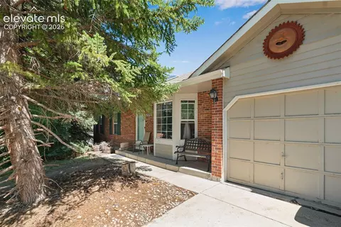 6555 Montarbor Dr, Colorado Springs, CO 80918