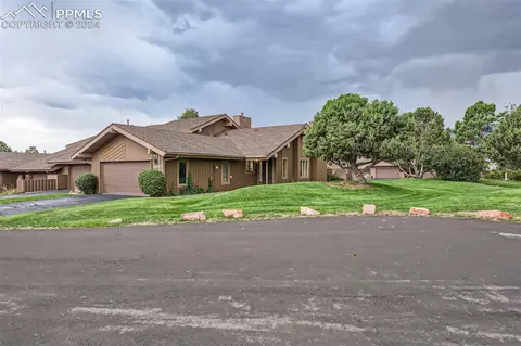 1002 Hill Cir, Colorado Springs, CO 80904