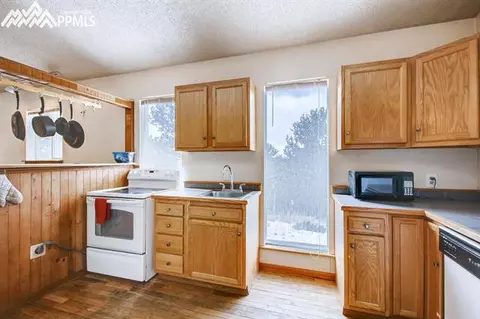 774 Calcite Dr, Divide, CO 80814 photo 11