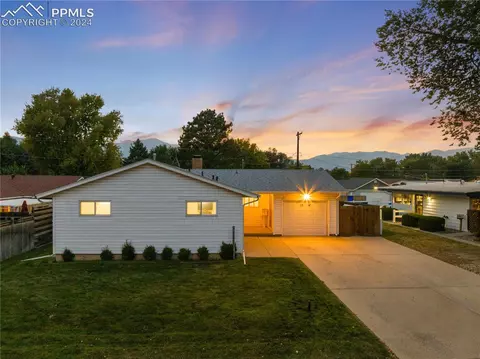 2834 Illinois Ave, Colorado Springs, CO 80907