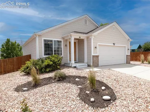 6871 Summer Grace St, Colorado Springs, CO 80923