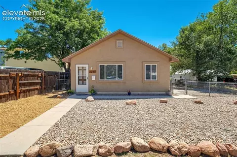 3025 Grandview St, Colorado Springs, CO 80907