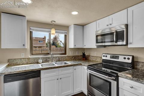654 Mitchell Ave, Monument, CO 80132 photo 10