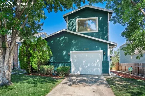 2285 Calistoga Dr, Colorado Springs, CO 80915