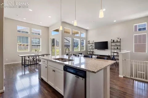 27082 E Davies Ave, Aurora, CO 80016 photo 4