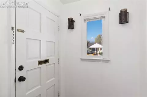 2213 N Franklin St, Colorado Springs, CO 80907