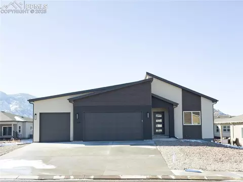 424 Miners Rd, Canon City, CO 81212