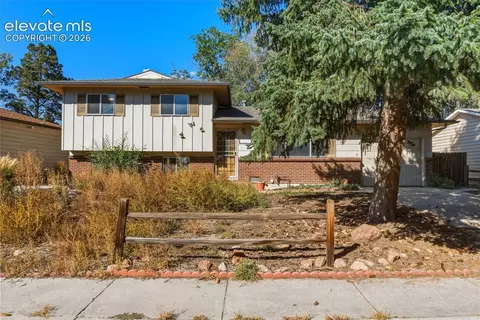 3702 Pearl Dr, Colorado Springs, CO 80918