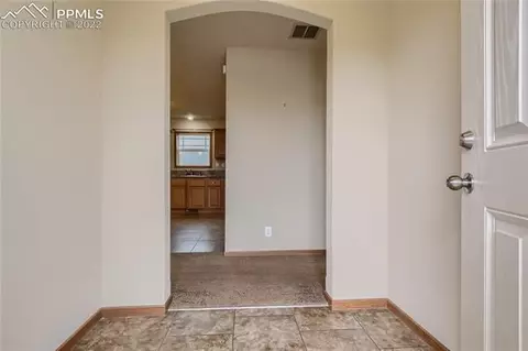 7424 Mallard Dr, Peyton, CO 80831 photo 2