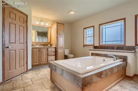 7424 Mallard Dr, Peyton, CO 80831 photo 16