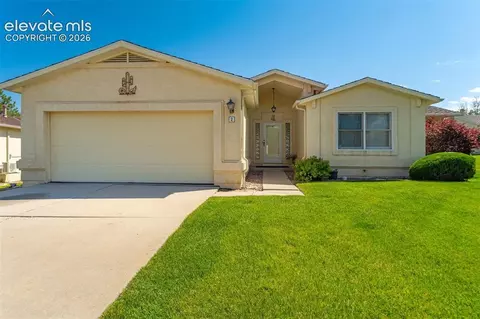 2 Cynthia Pl, Pueblo, CO 81008