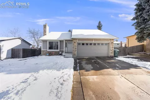 18946 Colorado Dr, Aurora, CO 80017
