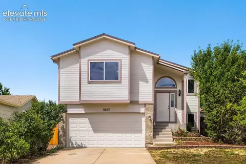 6620 Oakwood Blvd, Colorado Springs, CO 80923