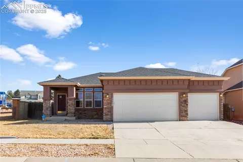 5661 Kenora St, Colorado Springs, CO 80923