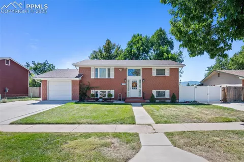 912 Potter Dr, Colorado Springs, CO 80909
