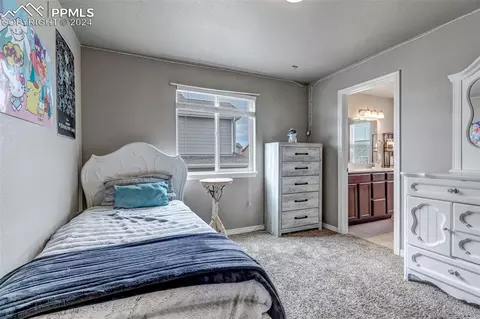 Bedroom - 13521 Park Meadows Dr, Peyton, CO 80831 photo 7 of 8