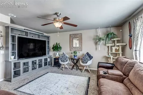 13521 Park Meadows Dr, Peyton, CO 80831 photo 4