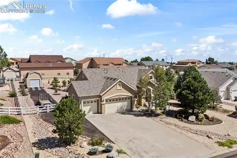 9727 Keating Dr, Peyton, CO 80831 photo 2